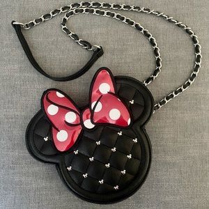 NWOT Loungefly Minnie Mouse bow crossbody purse